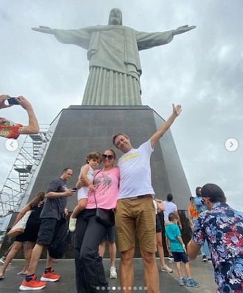 Belén Francese junto a su