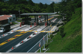 Los vehículos de servicio público deben aportar la habilitación de la empresa, la tarjeta de operación y la certificación de la ruta para solicitar el beneficio en Autopistas del Café - crédito Autopistas del Café