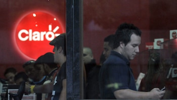 SIC sancionó a Claro por