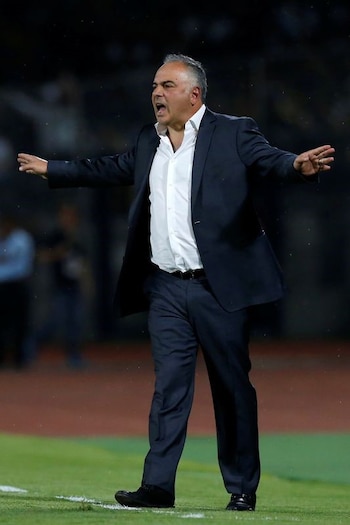 Memo Vázquez destaca por ser el último Director Técnico que llevó a Pumas a ser campeón. (REUTERS/Edgard Garrido)