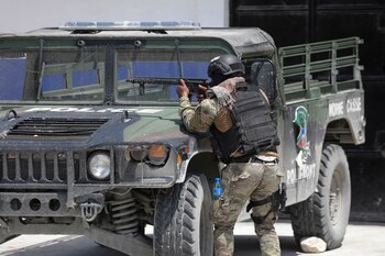 Un miembro de la Policía