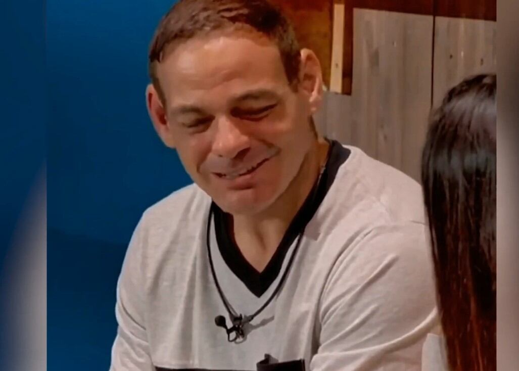 Padre de Mark Vito queda afectado tras divorcio y él hace fuerte confesión. Captura: La Granja Vip.