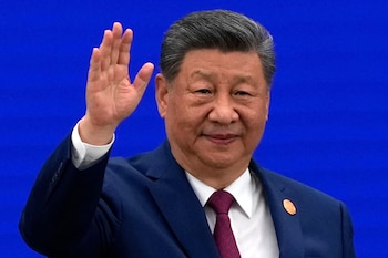 La campaña anticorrupción de Xi Jinping y los casos de coerción para beber reabrieron el debate sobre el alcohol en el trabajo en China. (AP Foto/Ng Han Guan, Pool)