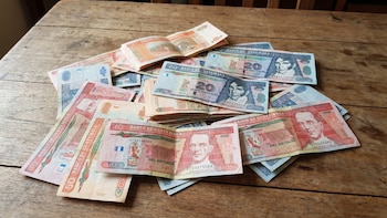 Las autoridades financieras decomisan 900 billetes falsificados en Guatemala en lo que va de 2026