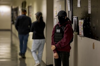 Imagen J3Z5Q4U7AZFMFLSPUZCFMTFPWA