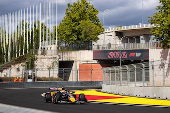 En los tests en el flamante trazado llamado Madring, donde fue el mejor del equipo MP Motorsport. Mattia busca su primer podio y victoria en la Fórmula 3 (Crédito: Dutch Photo Agency)