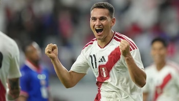 Jairo Vélez celebra su tercer llamado a la selección peruana: “Estoy muy contento por eso y ahora solo me queda disfrutar”