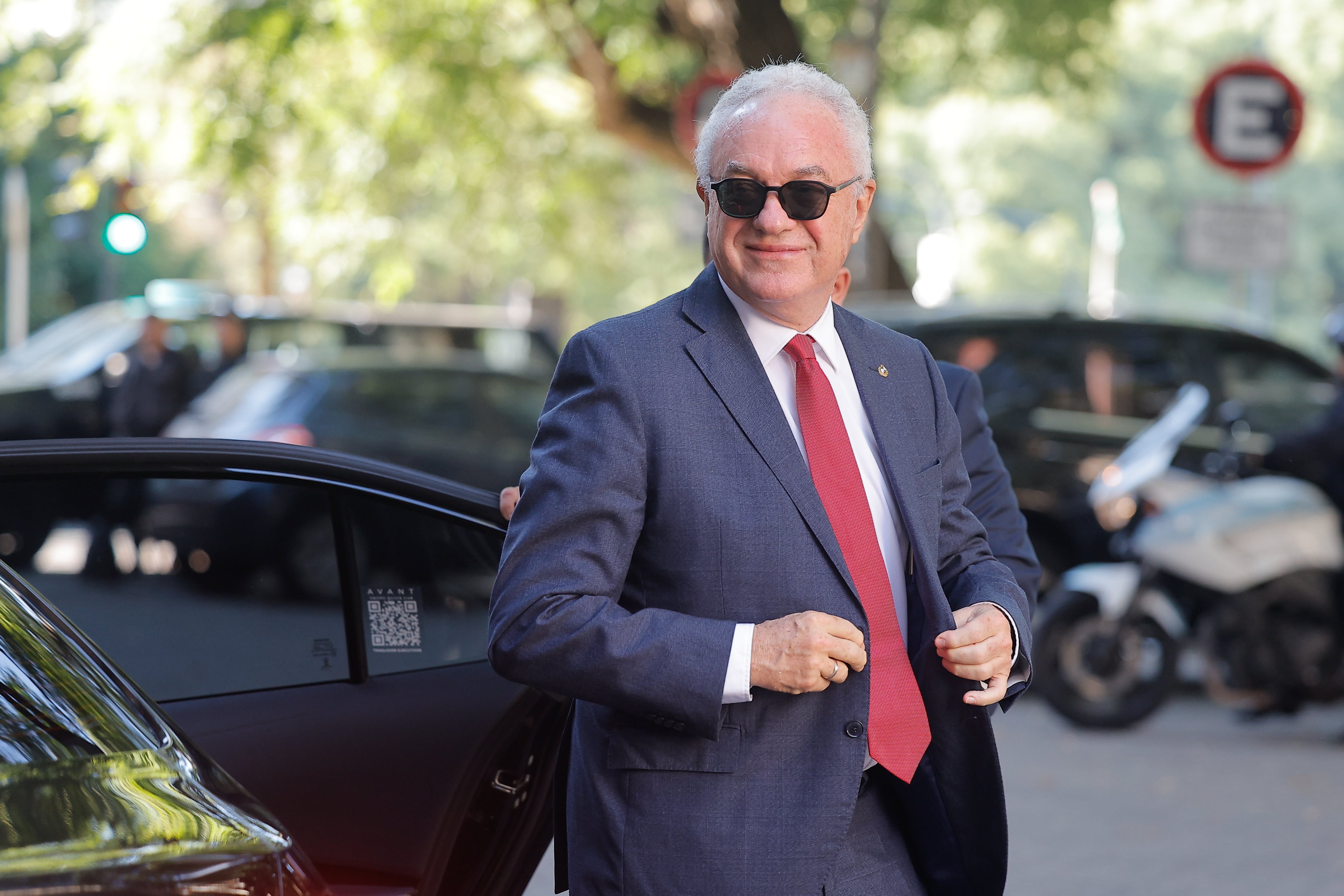 Gobierno uruguayo le expresó a Brasil su “deseo y augurio” para retomar la discusión sobre un límite contestado. En la imagen, el ministro de Relaciones Exteriores de Uruguay, Mario Lubetkin (EFE/ Juan Ignacio Roncoroni)