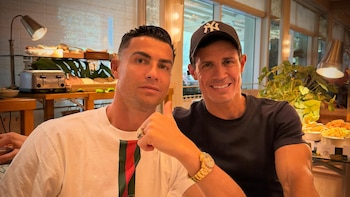Es amigo de Cristiano Ronaldo, cargó contra Argentina tras la final del Mundial y se subirá al ring contra Gastón Edul: “Aplástale”