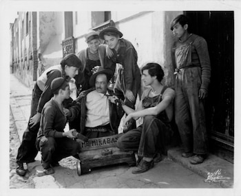 "El Jaibo", muchacho callejero, escapa