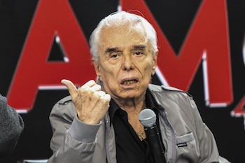 Enrique Guzmán lanza una dura