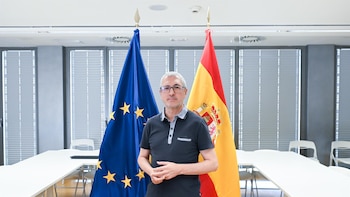 Hugo Morán viajará mañana a Ceuta para valorar sobre el terreno el impacto ambiental de los asentamientos de migrantes
