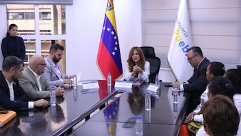 La defensora del Pueblo de Venezuela recibió a familiares de detenidos en operativos fronterizos