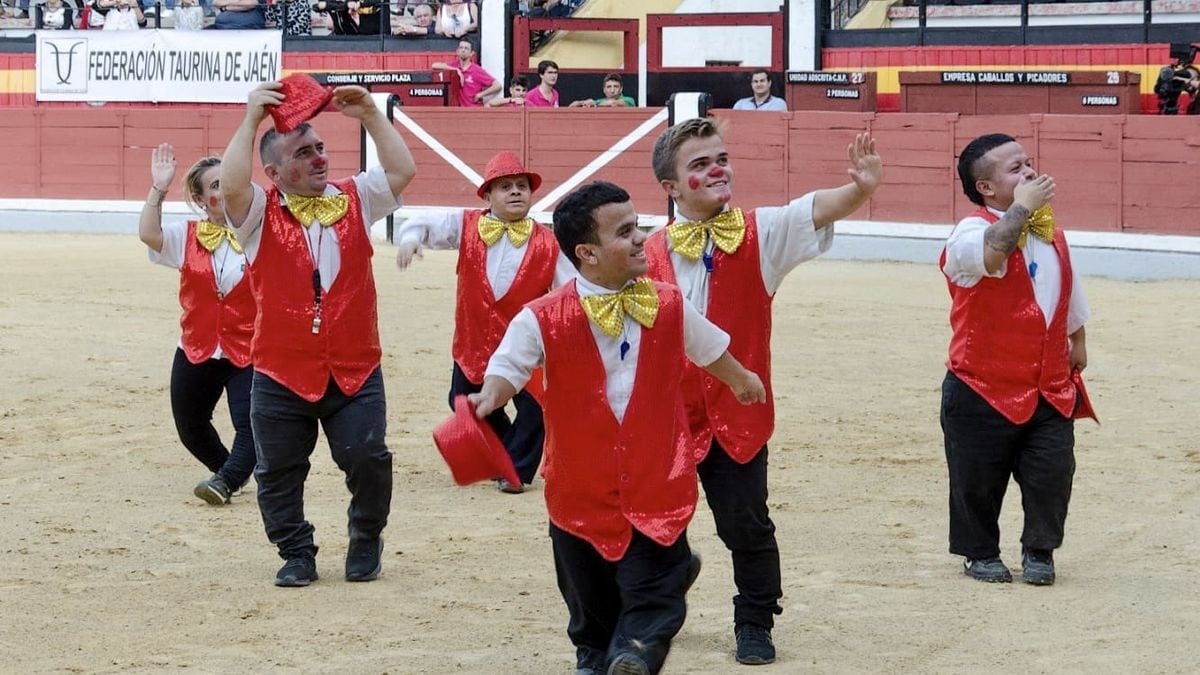 Imagen de un espectáculo cómico taurino. (CERMI Andalucía)