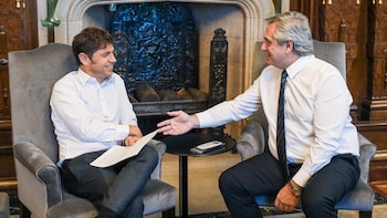 Kicillof negocia con Fernández que