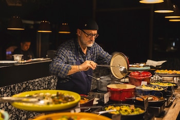 Fernando Trocca en la cocina