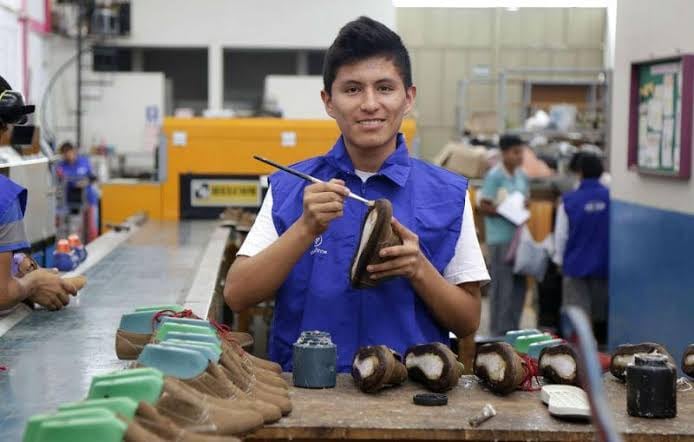 Sheput indicó que las MYPE concentran el 99,7% de las empresas, frente al 0,2% de las medianas y el 0,1% de las grandes. Foto: PQS