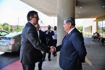 Ebrard se reunió con los