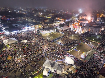 Miles de personas conmemoran el día de la virgen de los ángeles de Costa Rica