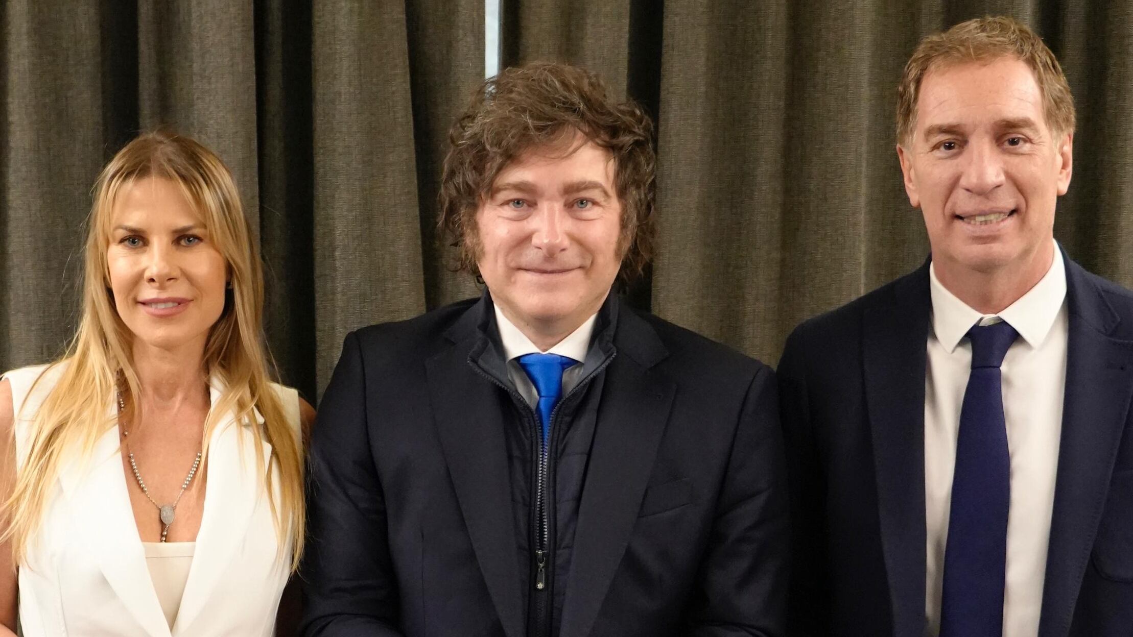 Javier Milei con Diego Santilli y Karen Reichardt en San Nicolás