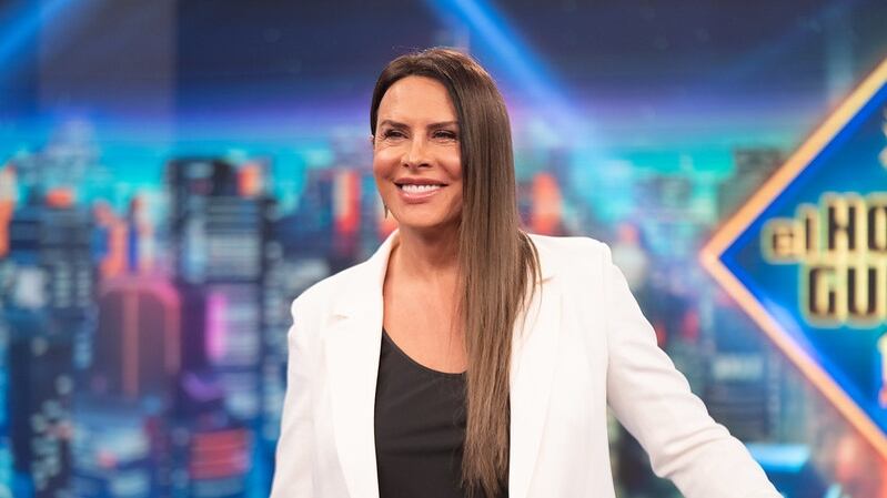 Karla Sofía Gascón publica foto desde hospital en Instagram generando inquietud entre sus seguidores (El Hormiguero)