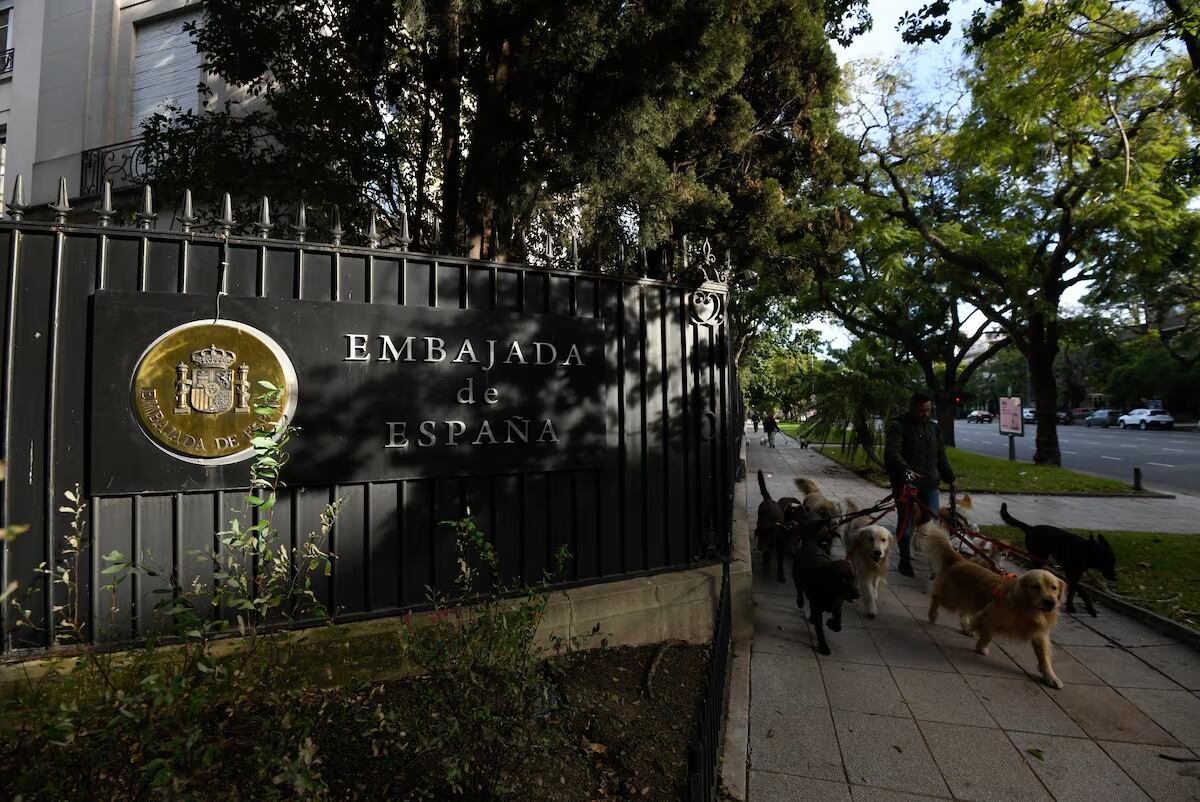 La Embajada de España en Buenos Aires. (Gustavo Garello/AP)