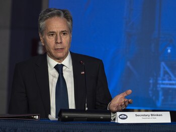 Blinken viajará a Qatar, que