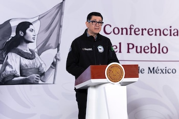 Juan Manuel García Ortegón, titular de la Unidad de Infraestructura Informática y Vinculación Tecnológica de la SSPC, durante 'La Mañanera' de este martes. (Crédito: Gobierno de México)