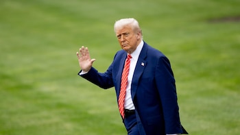 Trump insta a Cuba a