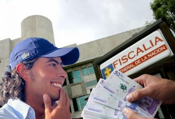 La factura, por $1.108.000, hacía referencia a gastos en restaurante, bar, comidas rápidas y servicios de peluquería, pero - crédito @nicolaspetrob/Instagram/Reuters
