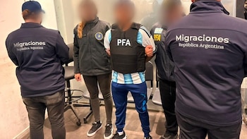 Expulsaron del país a un “gerente” de la banda de “Dumbo”, el jefe narco de Villa Lugano