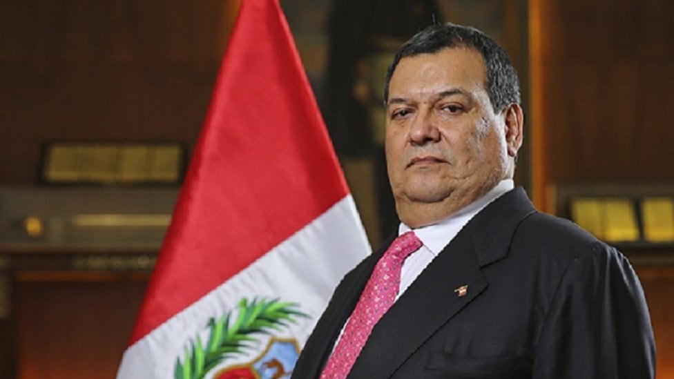 En las semanas previas a la votación, su alza en las encuestas le permitió salir del grupo menos visible y disputar los primeros lugares. Foto: Ministerio de Defensa