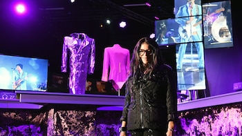 Muere a los 64 años