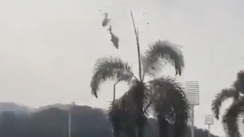 Los videos del choque de helicópteros en Río de Janeiro donde murió el youtuber argentino Gaspi