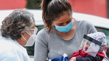 ese a los datos mencionados, la mayoría de vecinos de la colonia Santa Ursula se niegan a realizarse la prueba para la detección del coronavirus en el módulo ubicado en el Parque de la Consolación (Foto: Cuartoscuro)