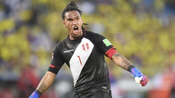 Pedro Gallese durante un partido