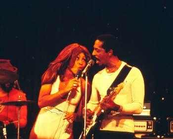 Tina tampoco podía tomar decisiones