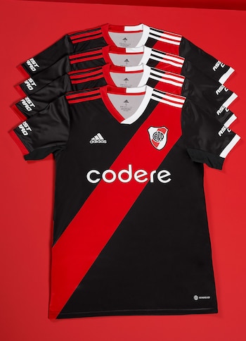 La nueva tercera camiseta de