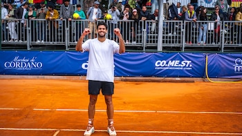 Facundo Díaz Acosta sigue en alza: ganó su tercer título Challenger del año tras una gran remontada en Italia