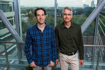 (de izq. a der.) Dr.