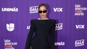 Anitta vincula las inundaciones del