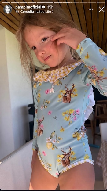 Anita eligió un traje de