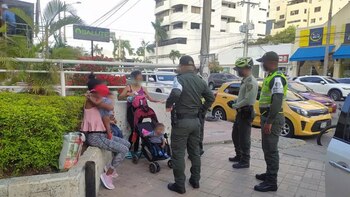 Rescatados diez niños que eran