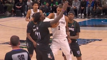 El brutal codazo de una figura de la NBA que encendió la polémica: “Innecesario y excesivo”