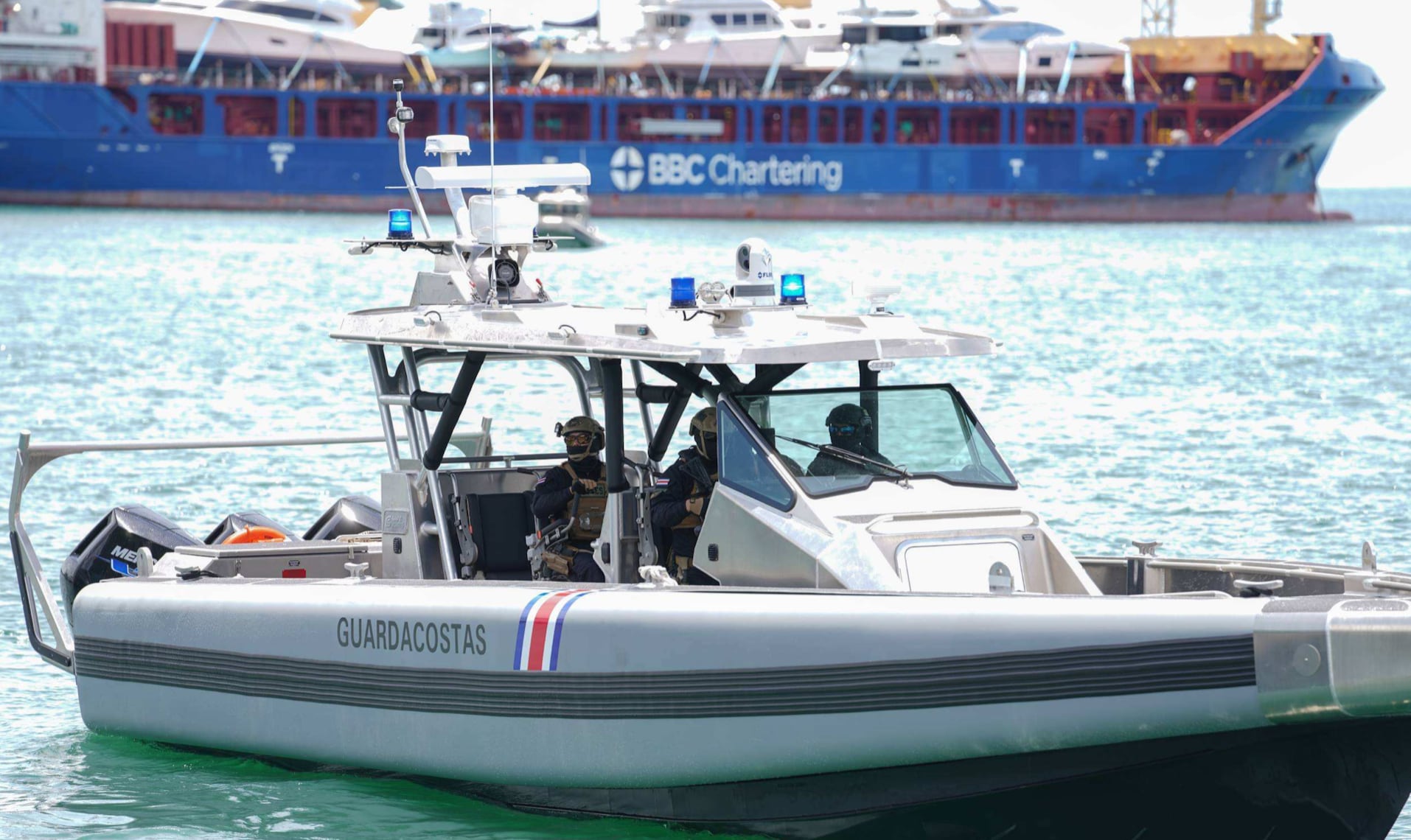 EE. UU. refuerza a Costa Rica con lanchas y vehículos para frenar el crimen en el Pacífico