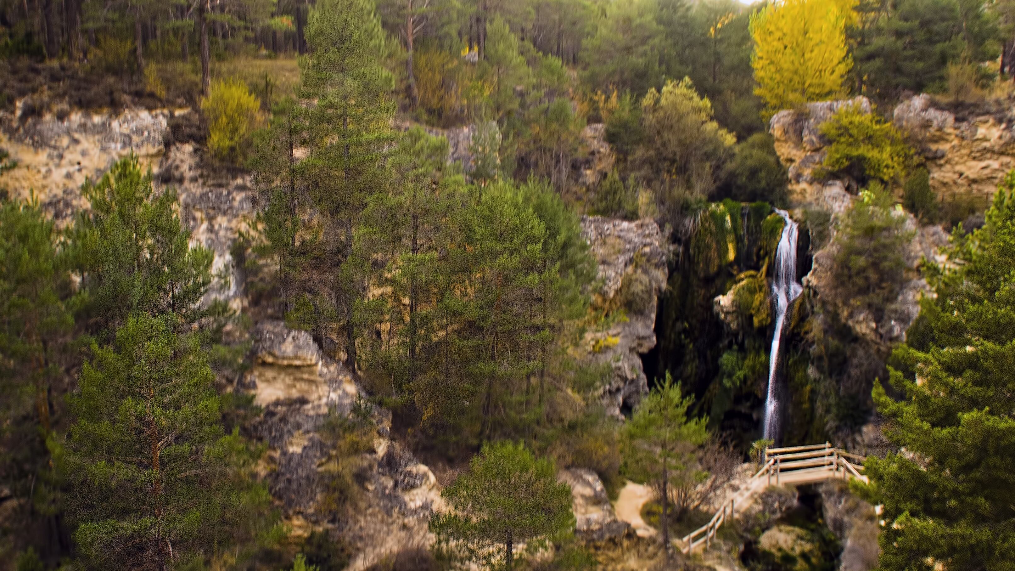 Barranco de la Hoz de Calomarde, Teruel (Wikimedia).