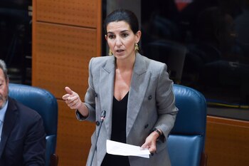 La portavoz del Grupo Parlamentario de Vox en la Asamblea de Madrid, Rocío Monasterio, durante una sesión plenaria en la Asamblea de Madrid, a 3 de octubre de 2024, en Madrid. (Gustavo Valiente/Europa Press)