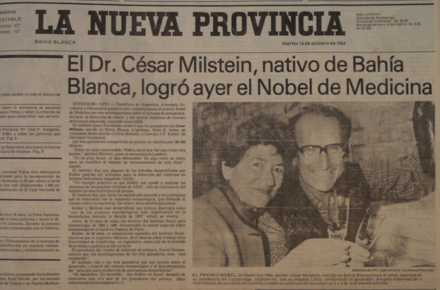 César Milstein nació en Bahía Blanca en 1927 y cursó sus estudios de grado y doctorado en la Universidad de Buenos Aires (Documental: Un fueguito)