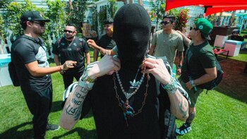 La versión en japonés de 'Ella Baila Sola' de Peso Pluma se hace viral (Peso Pluma)