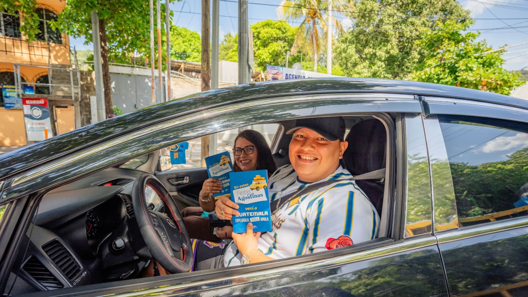 Guatemala prevé la llegada de 78 mil turistas de El Salvador en la primera semana de agosto
